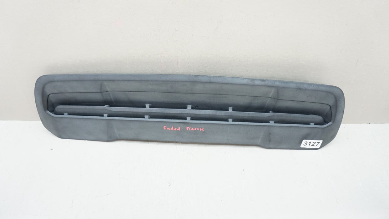 2020-2023 CHEVROLET SILVERADO 2500HD 3500HD HOOD AIR VENT OEM