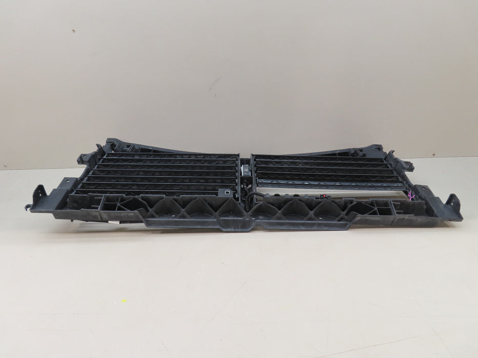 2021-2023 CHEVROLET TAHOE SUBURBAN RADIATOR SHUTTER ASSEMBLY W/ ACTUATOR OEM