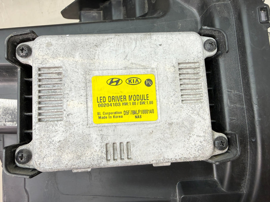 2019-2020 HYUNDAI SANTA FE LH LEFT DRIVER LED HEADLIGHT OEM