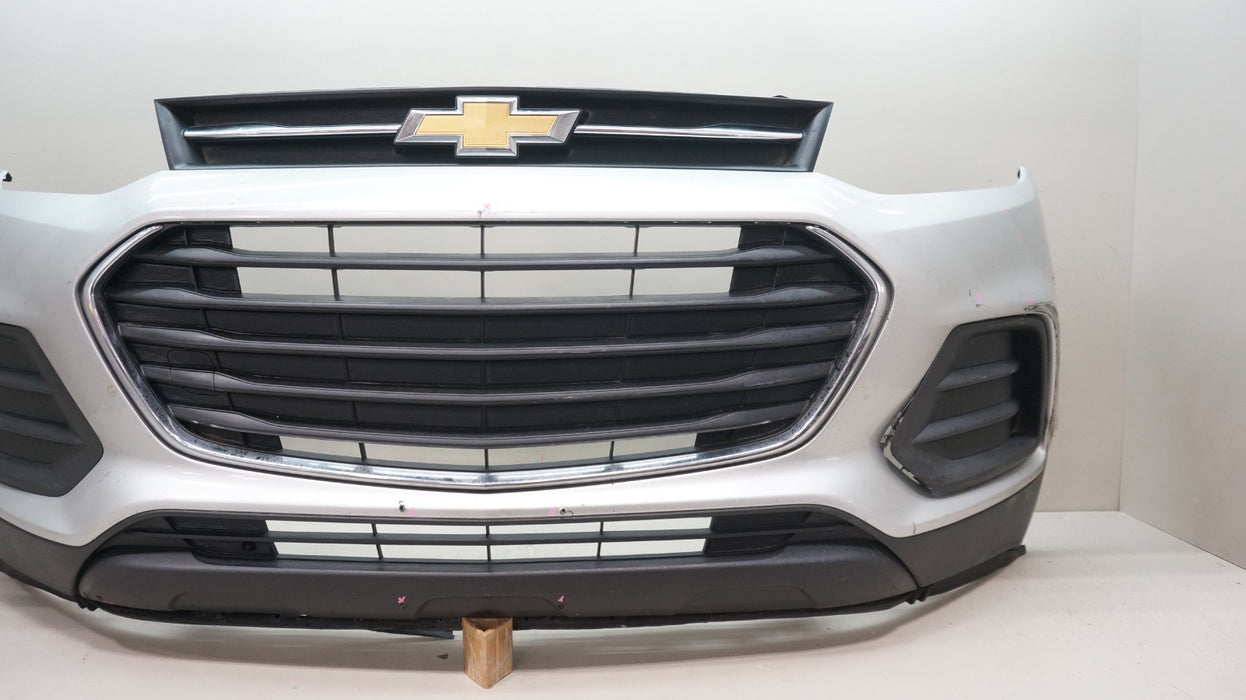 2017-2022 CHEVROLET TRAX FRONT COMPLETE BUMPER COVER W/ GRILLES 42537718 OEM