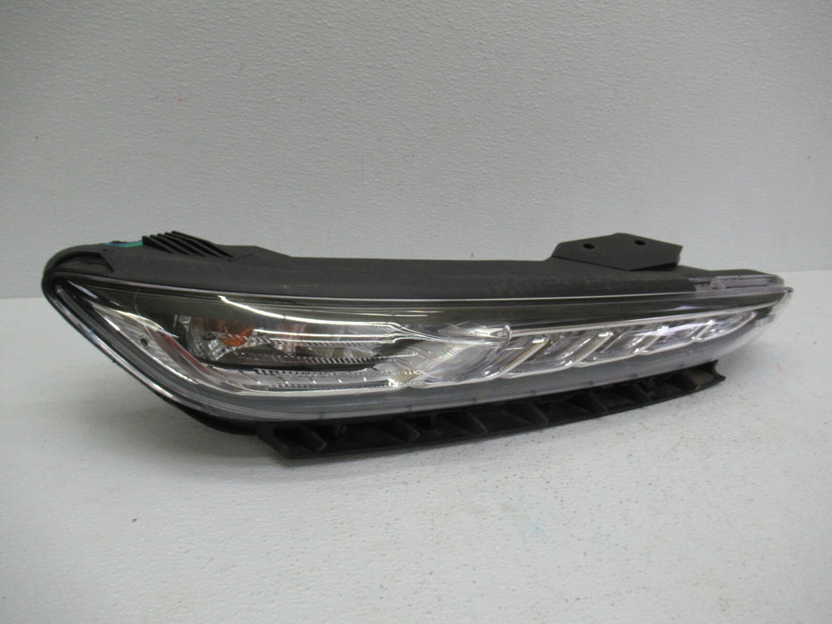 2018-2020 HYUNDAI KONA FRONT RIGHT PASSENGER SIDE DAYLIGHT RUNNING LAMP LED OEM