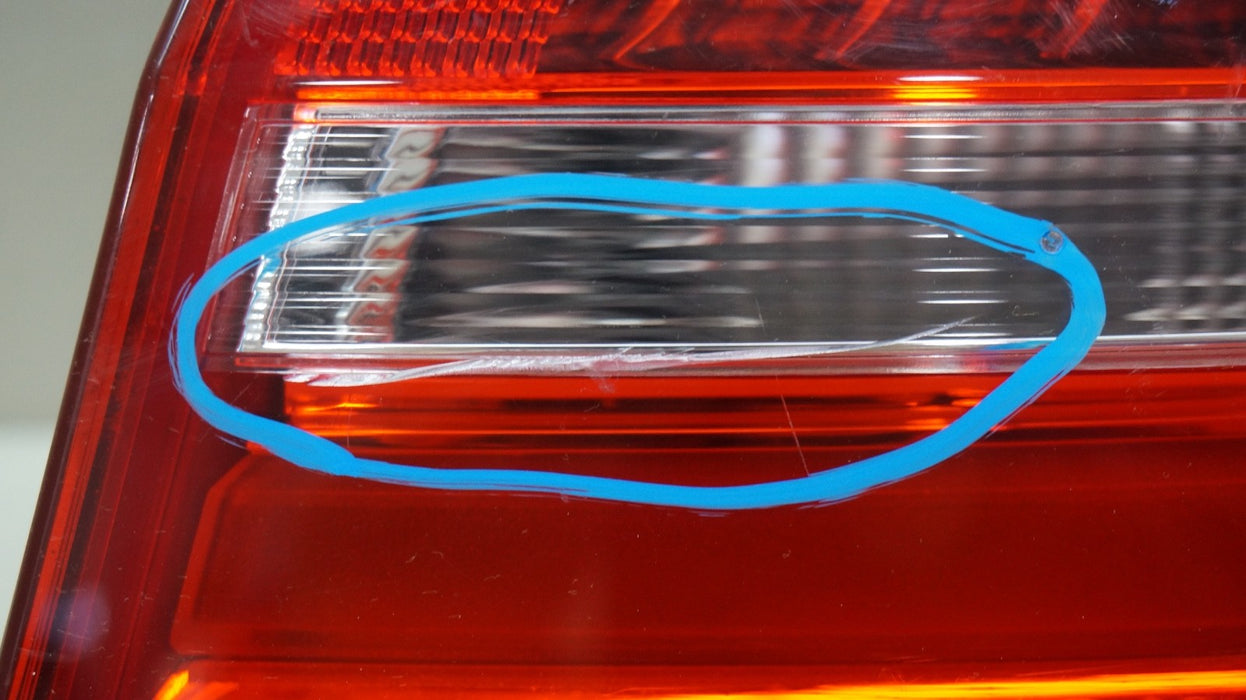 2013-2016 AUDI A4 S4 REAR RIGHT PASSENGER SIDE OUTER TAIL LIGHT OEM 01091603