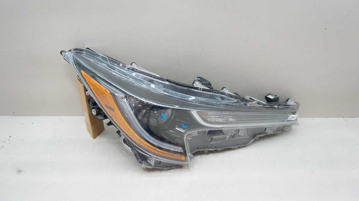 2020-2022 TOYOTA COROLLA FRONT RIGHT PASSENGER SIDE LED HEADLIGHT OEM