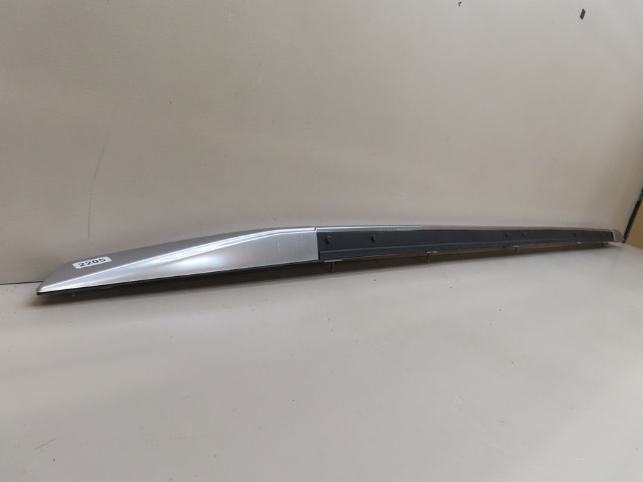 2016-2020 CADILLAC ESCALADE ESV RIGHT PASSENGER ROOF SIDE RAIL OEM 84393981