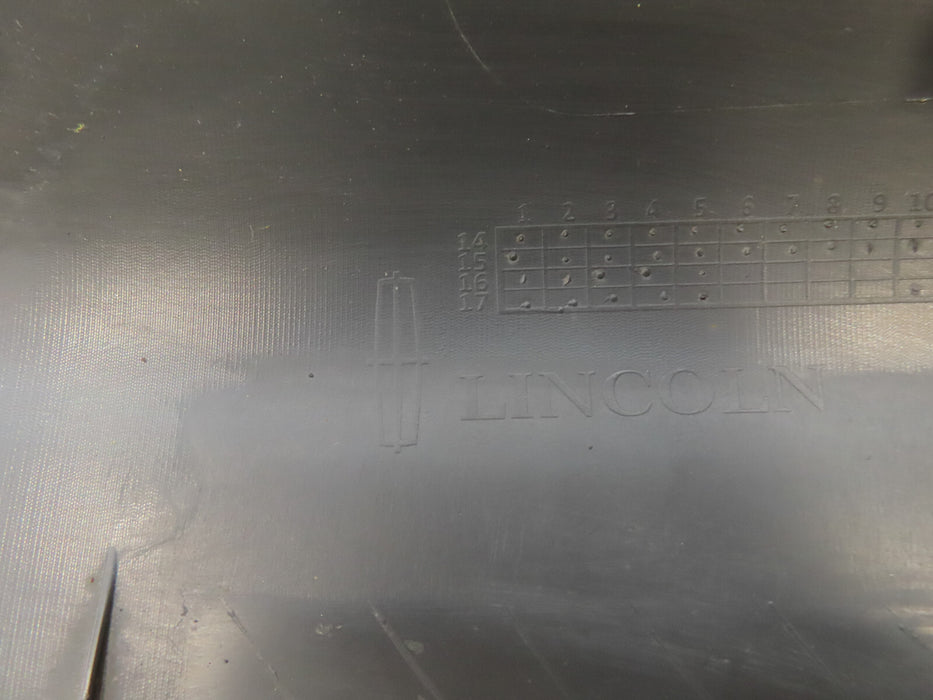 2019-2023 LINCOLN NAUTILUS FRONT RIGHT PASSENGER LOWER DOOR MOLDING OEM