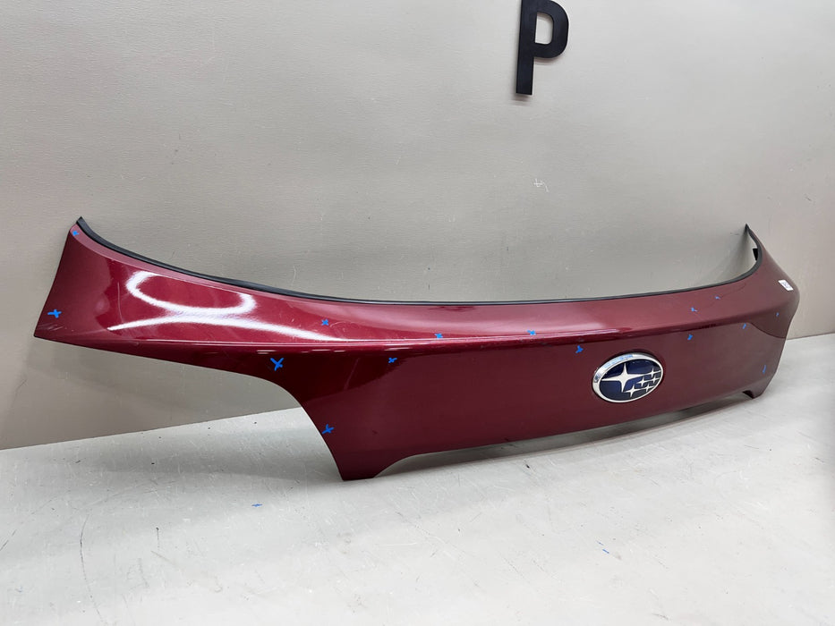 2015-2019 SUBARU OUTBACK REAR TAILGATE FINISH PANEL OEM C120100280