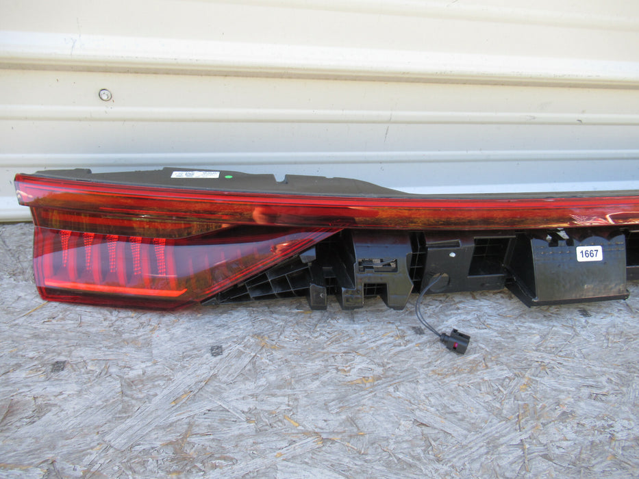 2019 2020 AUDI Q8 REAR LIFT GATE TRUNK TAIL LIGHT BAR LAMP OEM