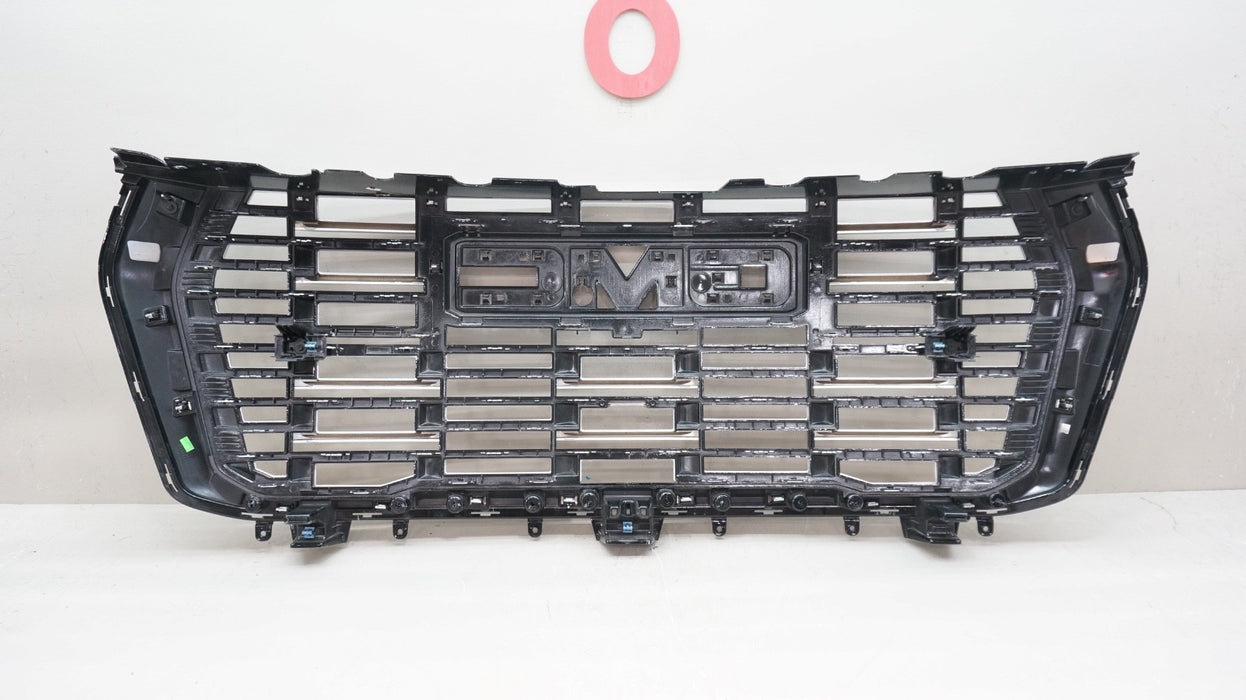 2025-2026 GMC YUKON XL FRONT BUMPER RADIATOR GRILLE OEM