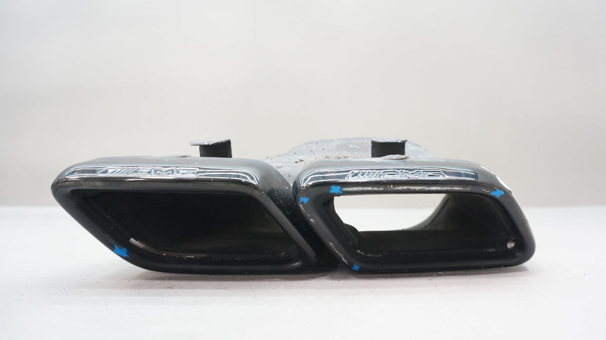2015-2023 MERCEDES W205 C63 C63S AMG EXHAUST TAIL PIPE TIP BRACKET A2054900827