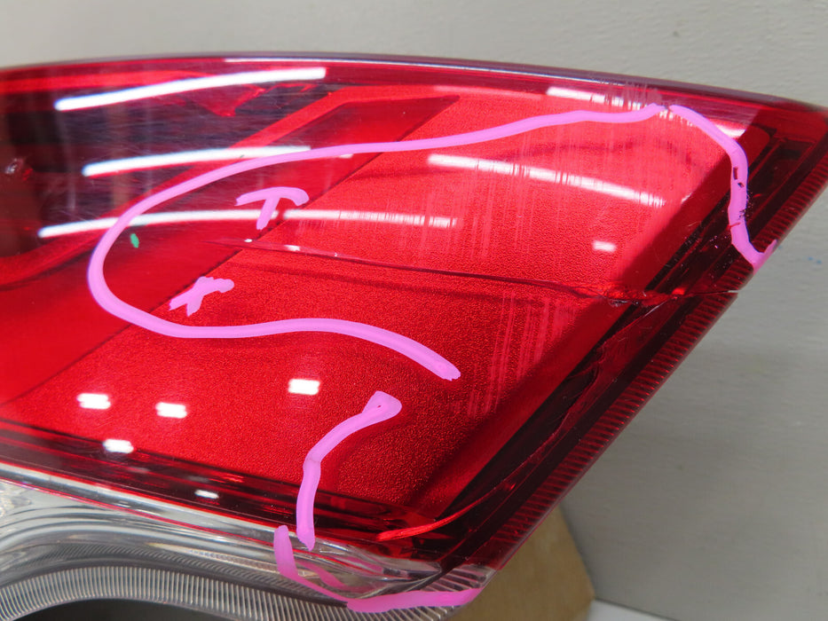 2017-2019 TOYOTA HIGHLANDER REAR LEFT DRIVER INNER TAIL LIGHT LED OEM