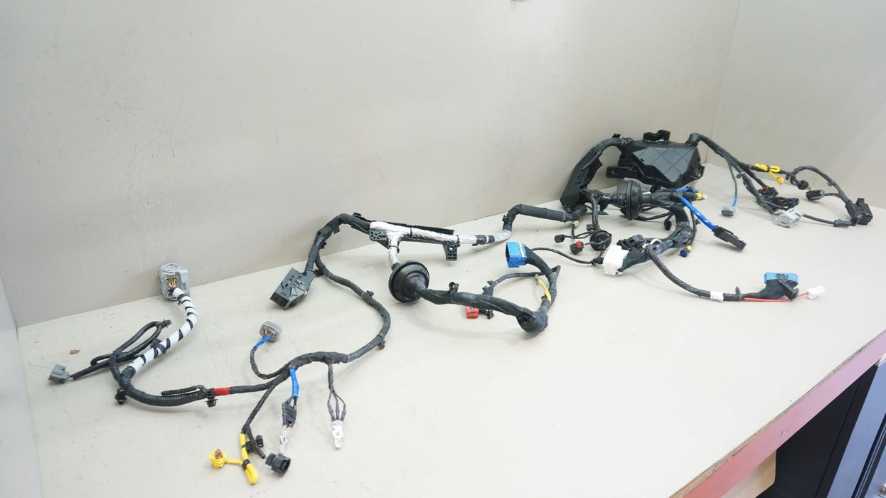 2024-2026 HYUNDAI SANTA FE 2.5L ENGINE WIRE WIRING HARNESS & FUSE BOX 91200R6130