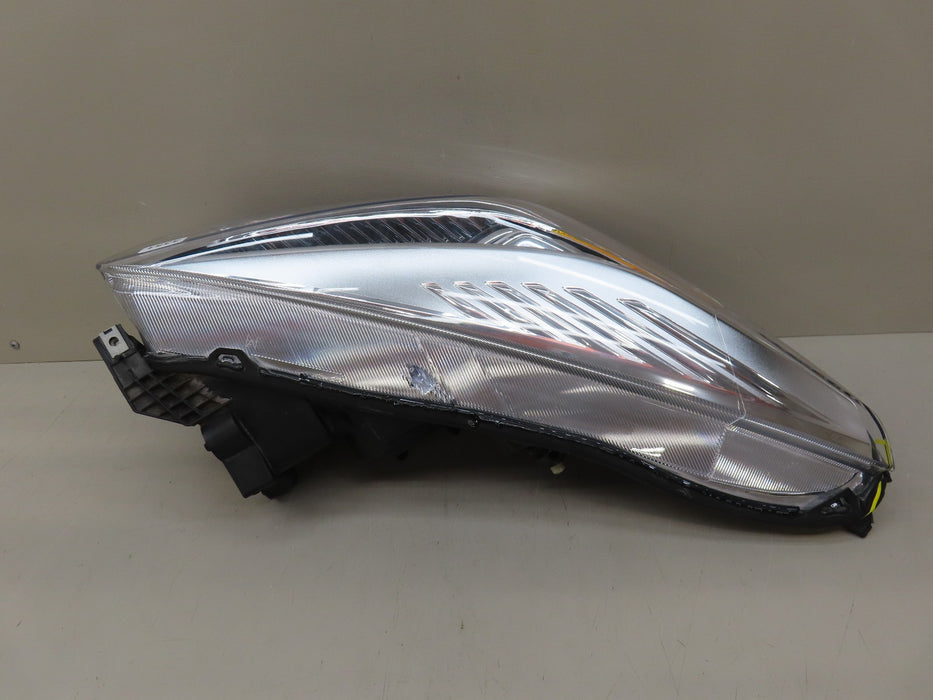 2017-2019 FORD ESCAPE FRONT RIGHT PASSENGER HEADLIGHT HALOGEN OEM