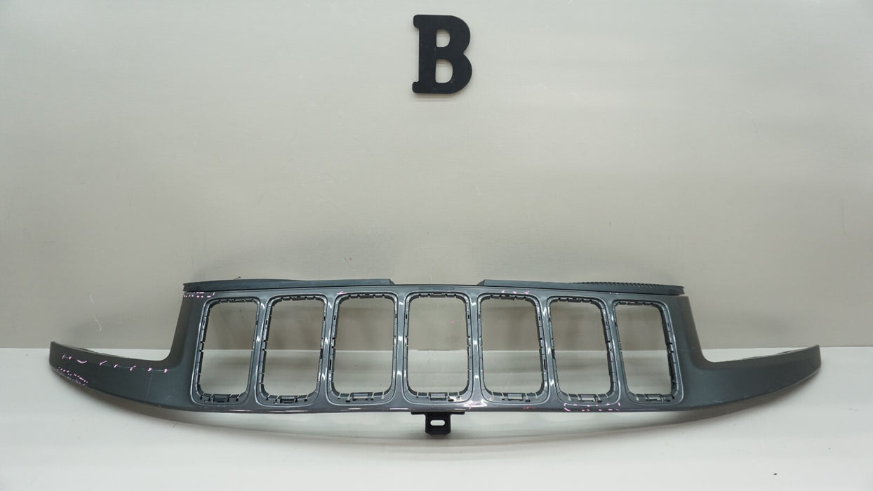 2014-2016 JEEP GRAND CHEROKEE FRONT BUMPER GRILLE BEZEL COVER TRIM OEM 68145201