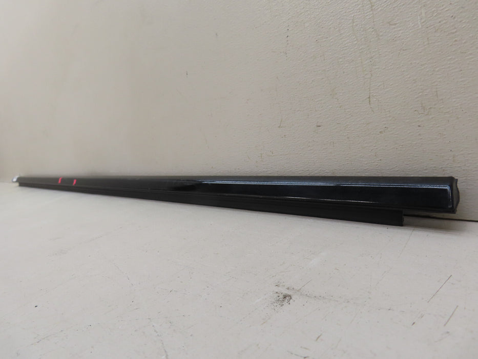 2021-2024 JEEP GRAND CHEROKEE L REAR RIGHT DOOR BELT WEATHERSTRIP OEM 68458856AC