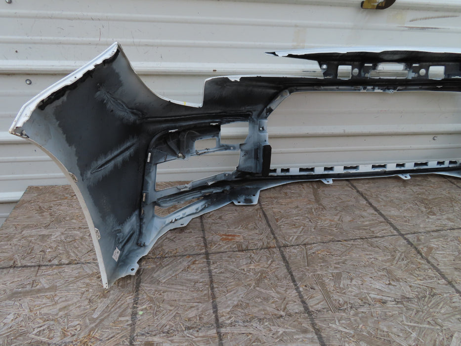 2019-2020 TOYOTA COROLLA SEDAN SE XSE FRONT BUMPER COVER OEM