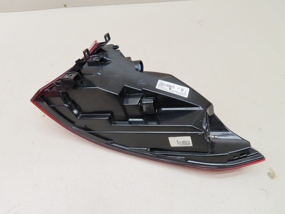 2015-2016 PORSHE CAYENNE REAR LEFT DRIVER SIDE TAILLIGHT LAMP ASSEMBLY OEM