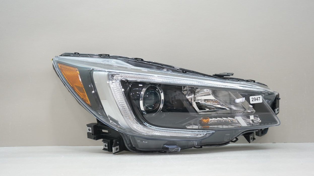 2018-2019 SUBARU OUTBACK / LEGACY FRONT RIGHT SIDE HEADLIGHT HALOGEN / LED OEM