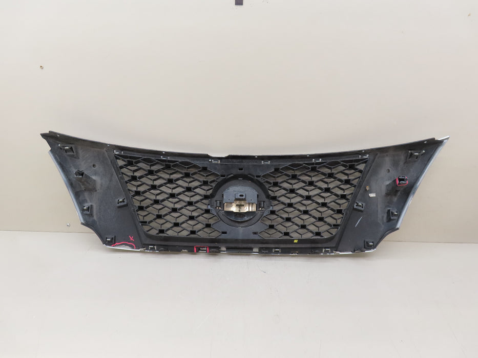 2013-2016 NISSAN PATHFINDER FRONT RADIATOR GRILLE GRILL W/CAMERA HOLE OEM
