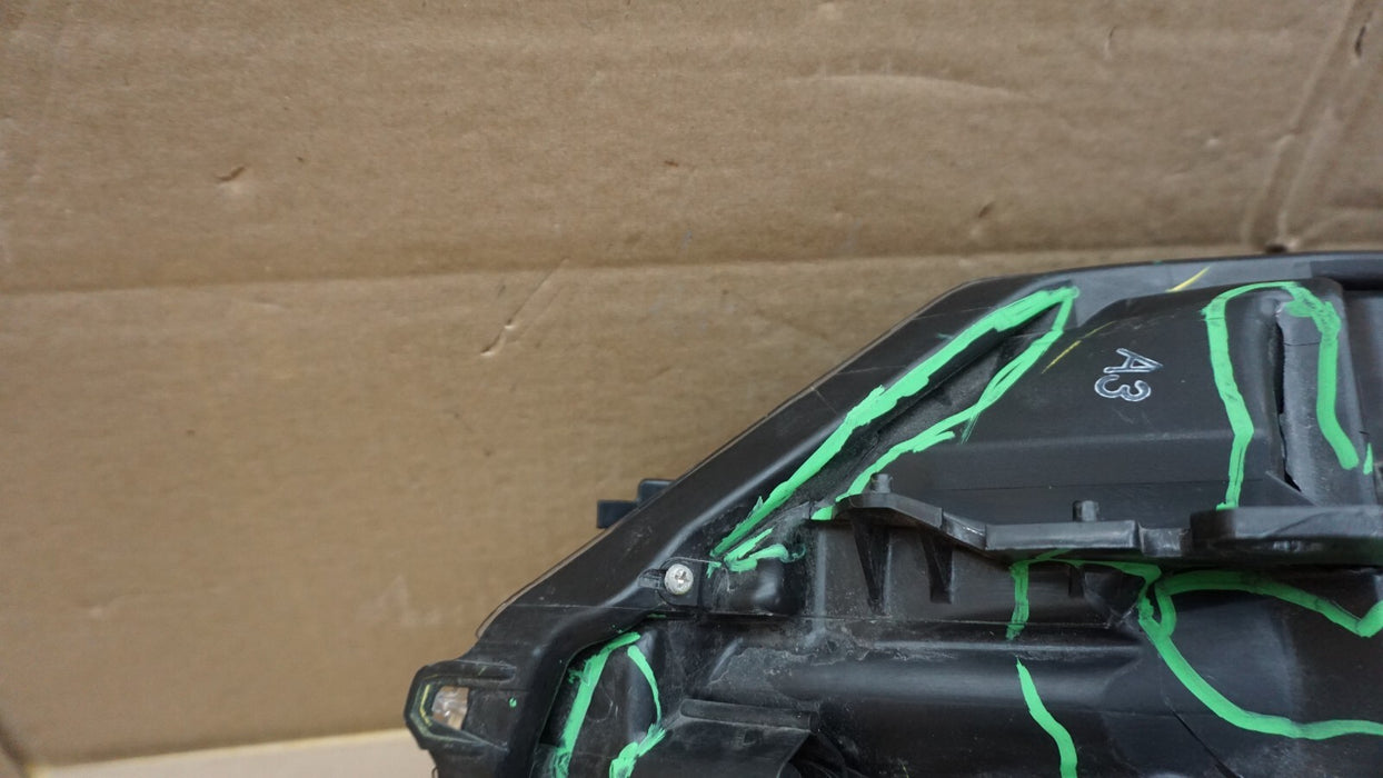 2019-2020 HONDA HR-V RH RIGHT PASSENGER SIDE HALOGEN HEADLIGHT OEM 19 20