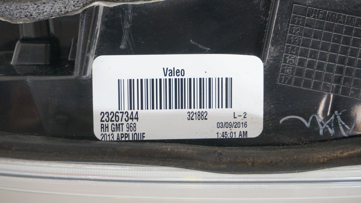 2013-2017 GMC ACADIA REAR RH RIGHT PASSENGER SIDE INNER TAIL LIGHT OEM 23267344