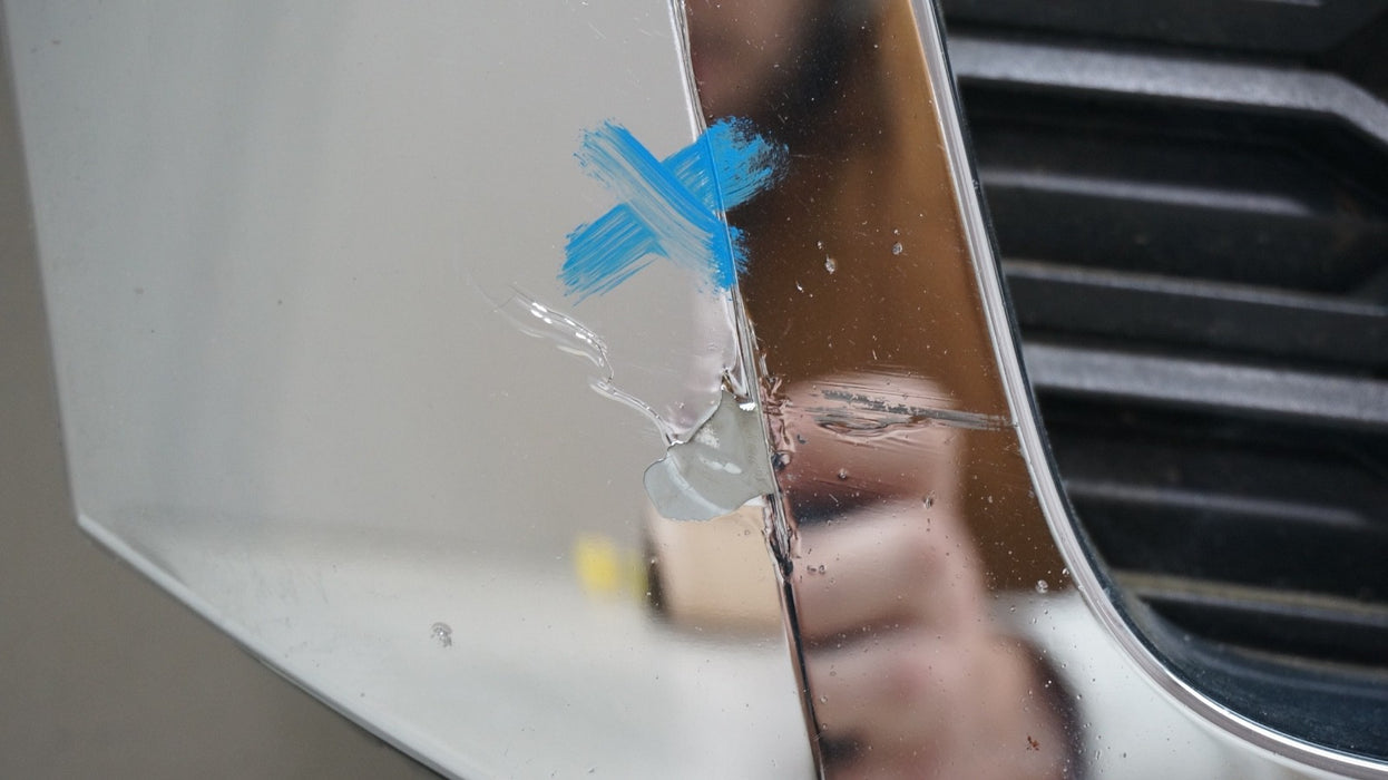 2015-2020 CHEVROLET TAHOE FRONT UPPER RADIATOR GRILLE OEM 2344094