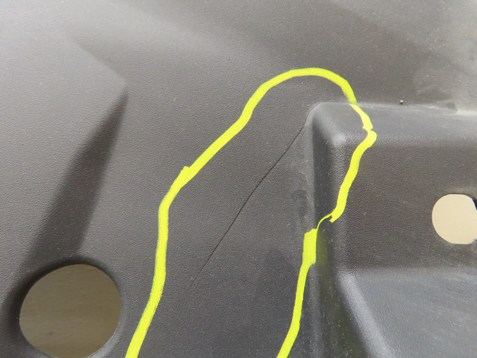 2014 2015 CHEVROLET SILVERADO 1500 FRONT RADIATOR SUPPORT SPLASH COVER OEM