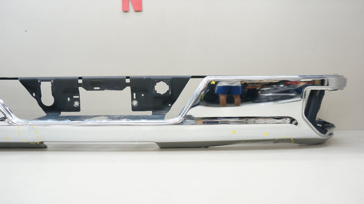 2019-2022 CHEVROLET SILVERADO 1500 GMC SIERRA 1500 REAR BUMPER OEM
