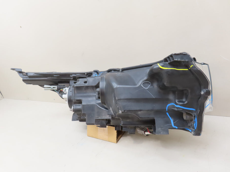 2017-2019 TOYOTA HIGHLANDER FRONT LEFT DRIVER SIDE HEADLIGHT HALOGEN OEM