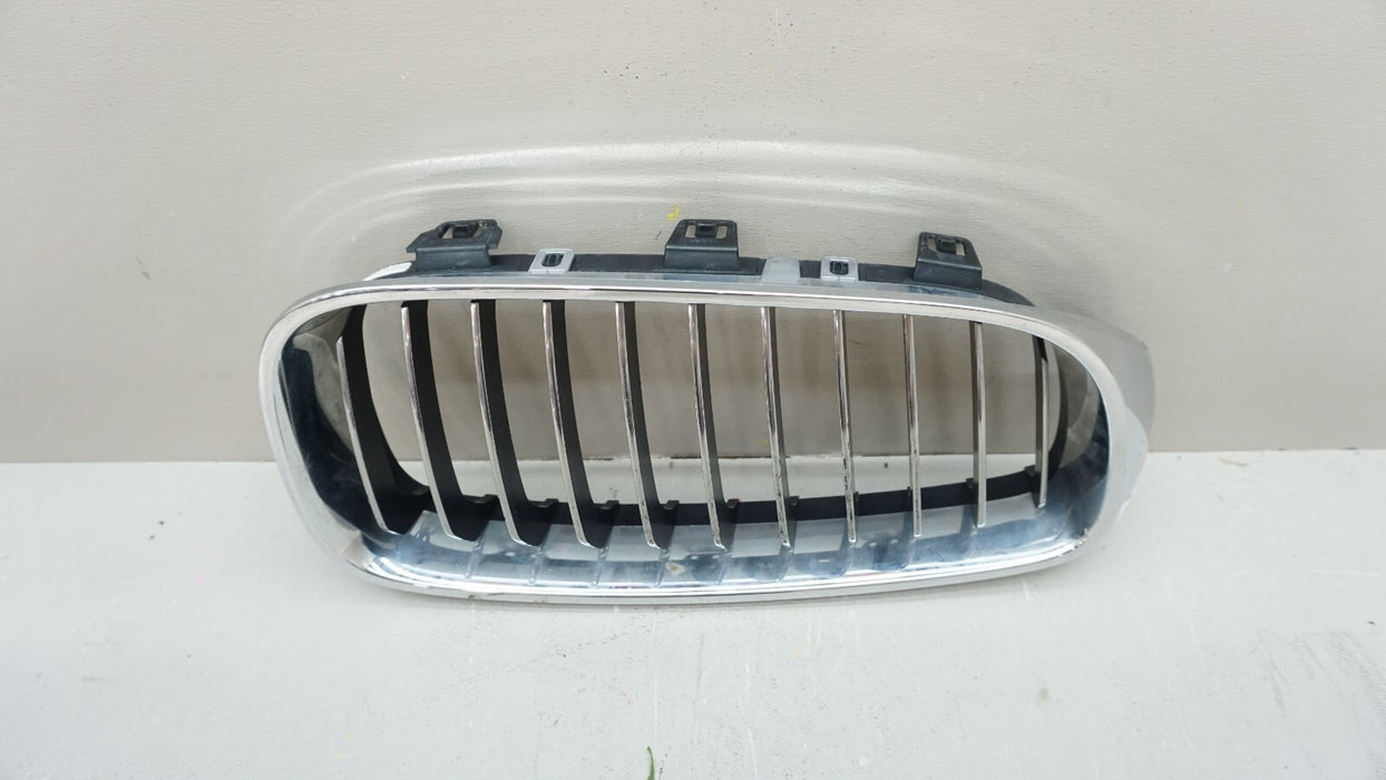 2014-2016 BMW 328I GT FRONT UPPER RH RIGHT RADIATOR GRILLE GRILL OEM 7294804