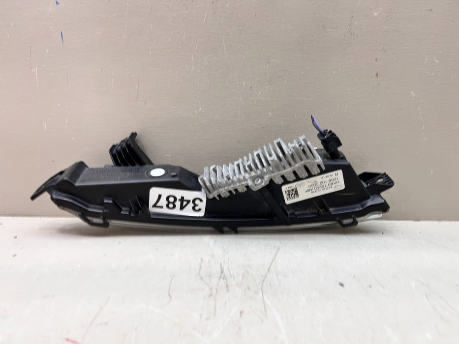 2017-2024 JAGUAR F-PACE RH FRONT LED DRL FOG LIGHT OEM HK83 15200 AE