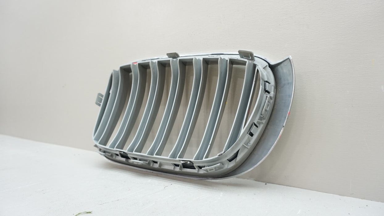 2011-2014 BMW X3 F25 FRONT RH RIGHT SIDE RADIATOR KIDNEY GRILLE OEM 51117210726