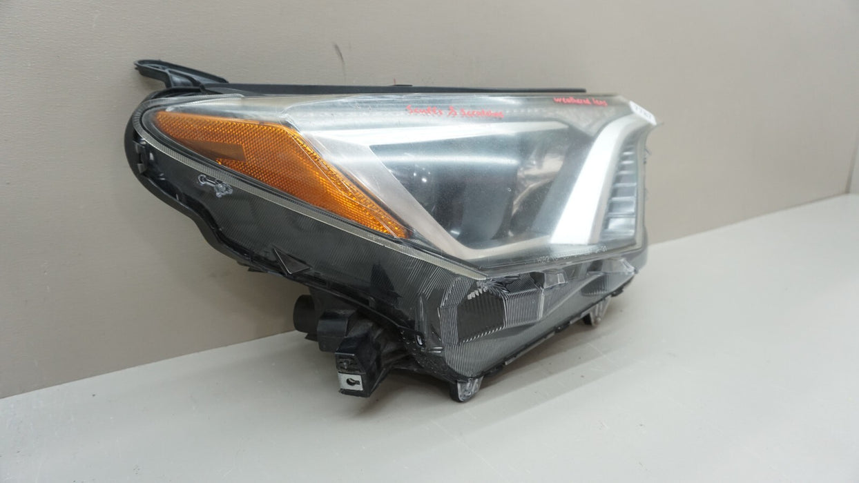2016-2018 TOYOTA RAV4 FRONT RIGHT PASSENGER SIDE HEADLIGHT LAMP HALOGEN OEM