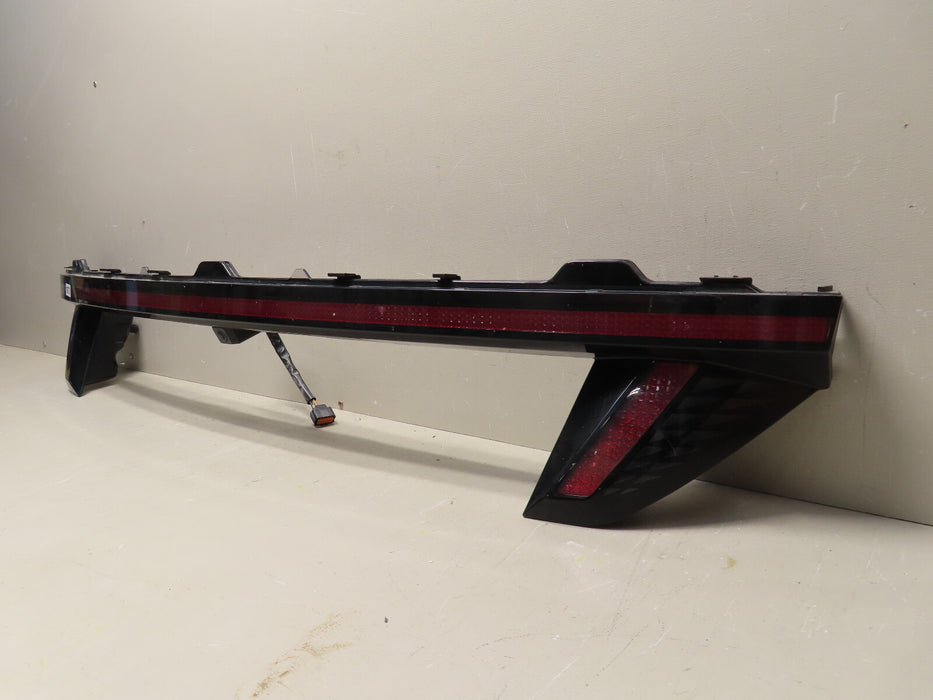 2021-2022 HYUNDAI TUCSON REAR CENTER FULL LED TAIL LIGHT OEM P#92403-CW
