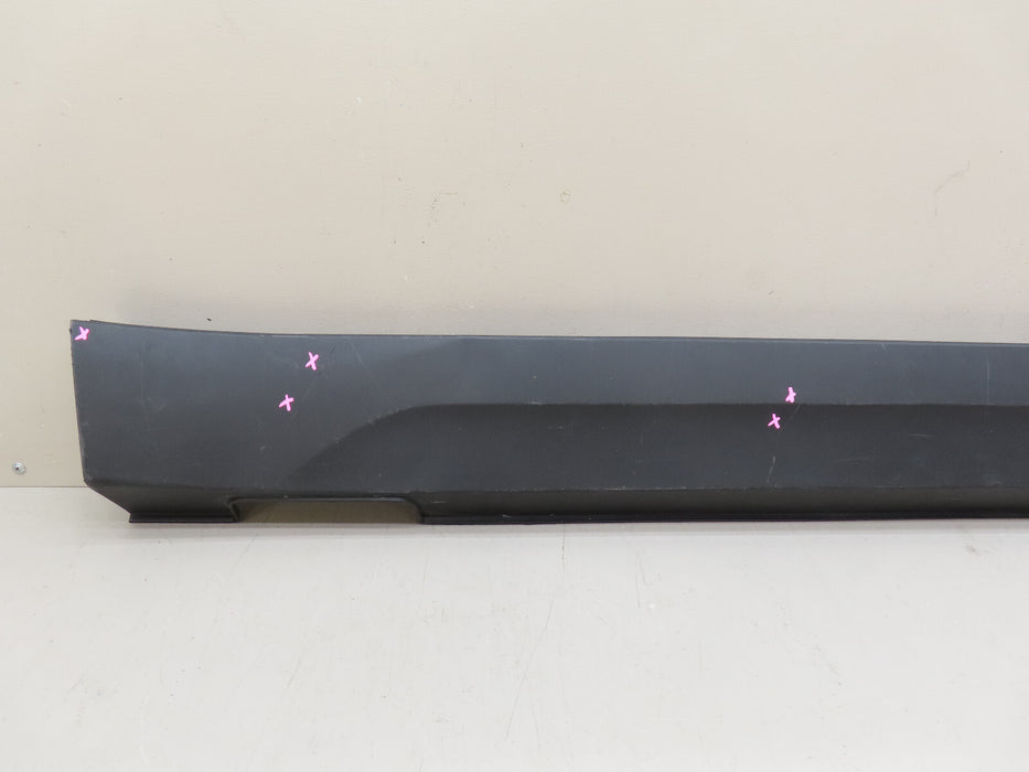 2021-2024 KIA SELTOS RIGHT LOWER ROCKER PANEL SKIRT MOLDING OEM 87754-Q5000