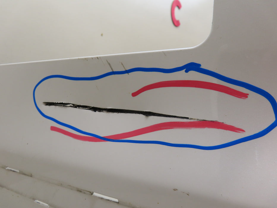 2018-2021 LINCOLN NAVIGATOR REAR BUMPER COVER OEM