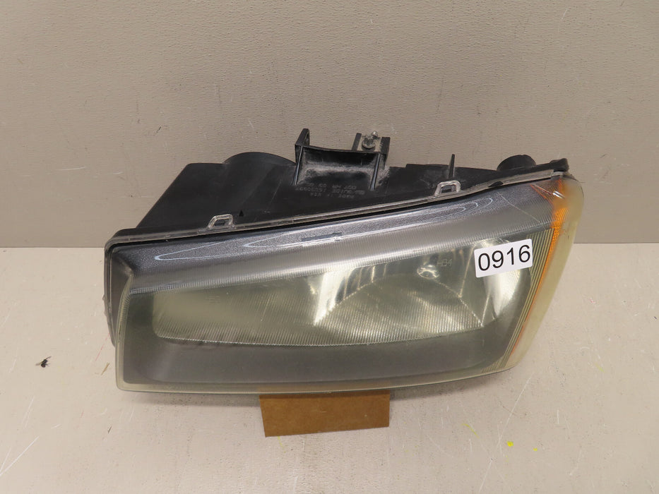2003-2007 CHEVROLET SILVERADO 1500 AVALANCHE LEFT DRIVER HEADLIGHT HALOGEN OEM