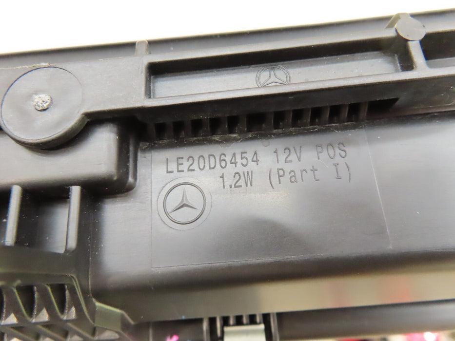 2022 2023 MERCEDES-BENZ EQS 580 FRONT CENTER LIGH BAR LED OEM