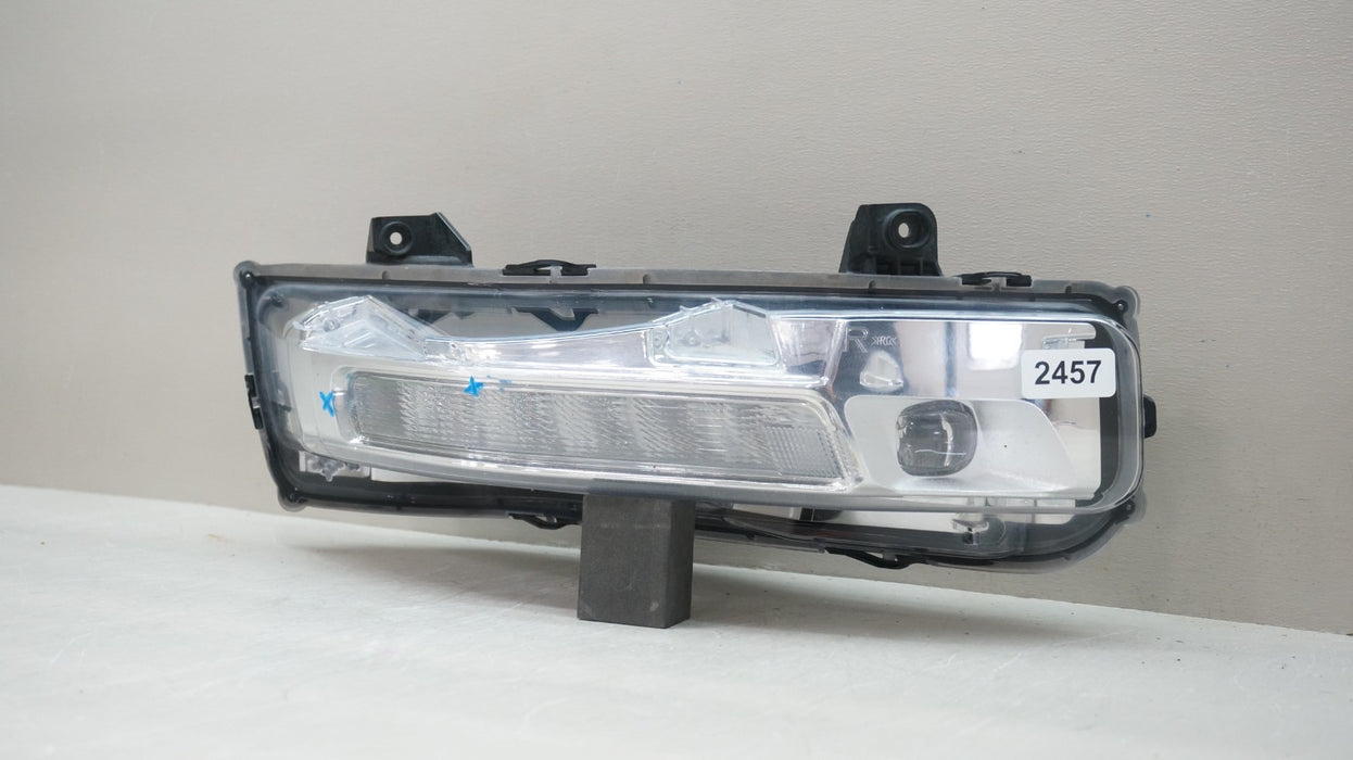 2018-2023 FORD MUSTANG FRONT RIGHT PASSENGER SIDE FOG LIGHT OEM