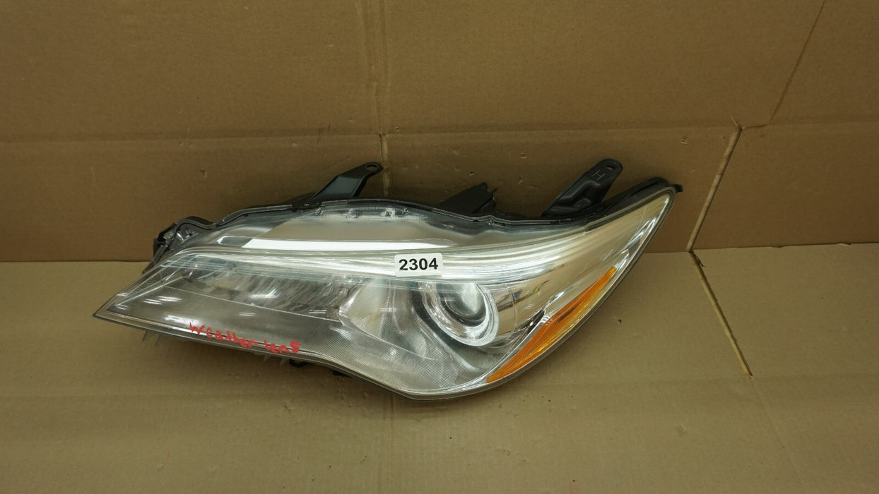 2015-2017 TOYOTA CAMRY FRONT LEFT DRIVER SIDE HEADLIGHT HALOGEN OEM 15 16 17