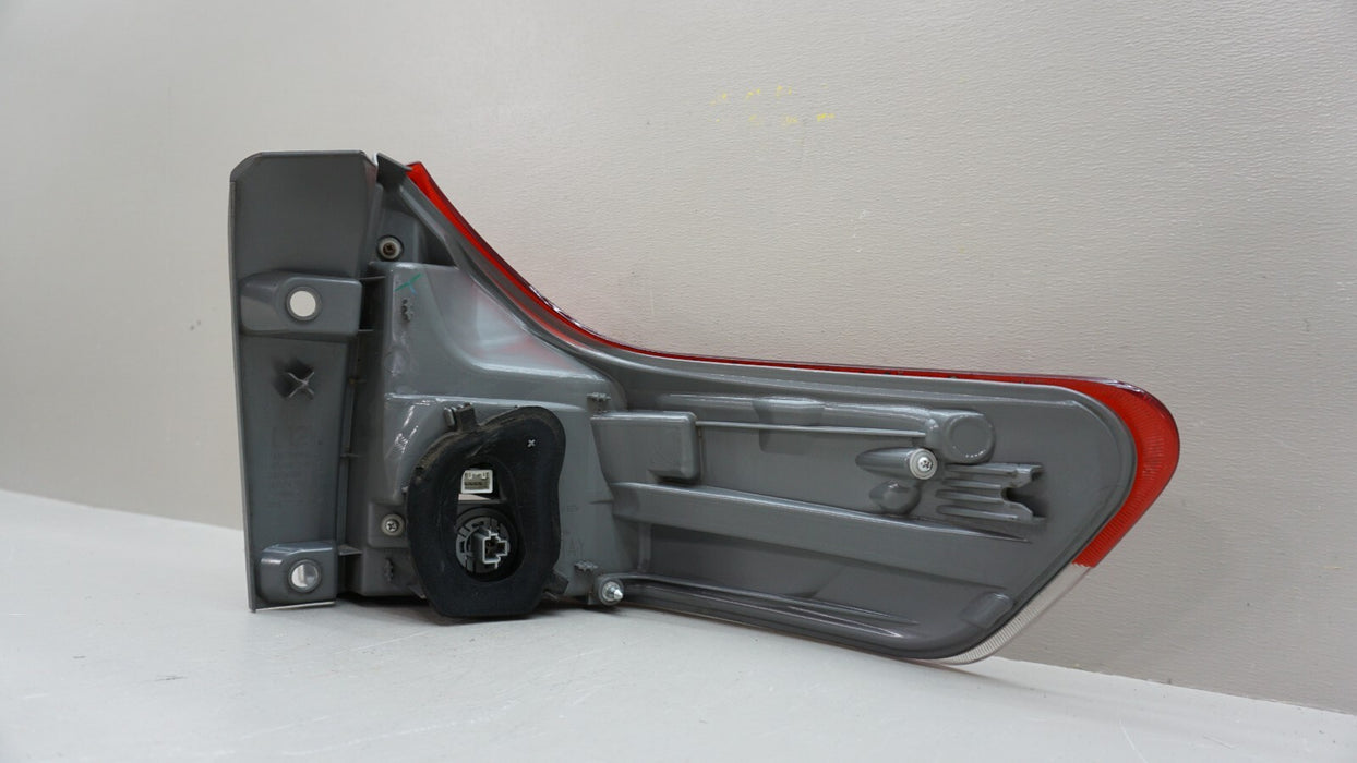 2011-2014 TOYOTA SIENNA REAR LH LEFT DRIVER SIDE OUTER TAIL LIGHT OEM