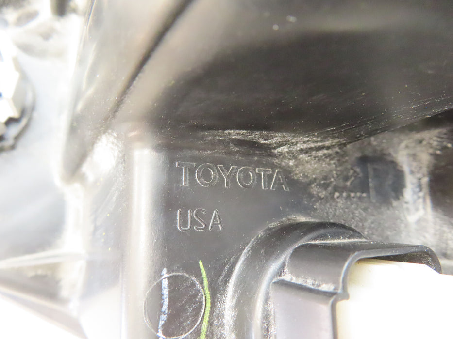 2022-2024 TOYOTA COROLLA CROSS RIGHT PASSENGER SIDE HEADLIGHT LED OEM