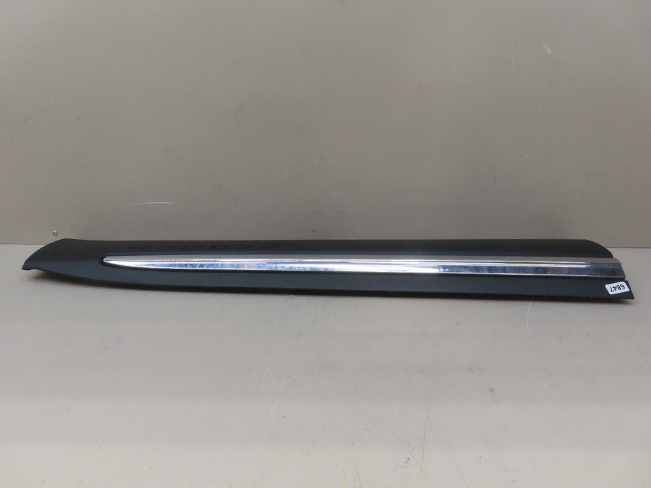 2020-2021 FORD EXPLORER FRONT RIGHT PASSENGER DOOR LOWER MOLDING OEM LB5B-S20848