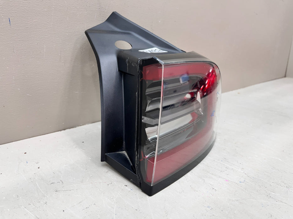 2020-2024 TESLA MODEL Y RH RIGHT OUTER TAIL LIGHT OEM 1502087-00-D
