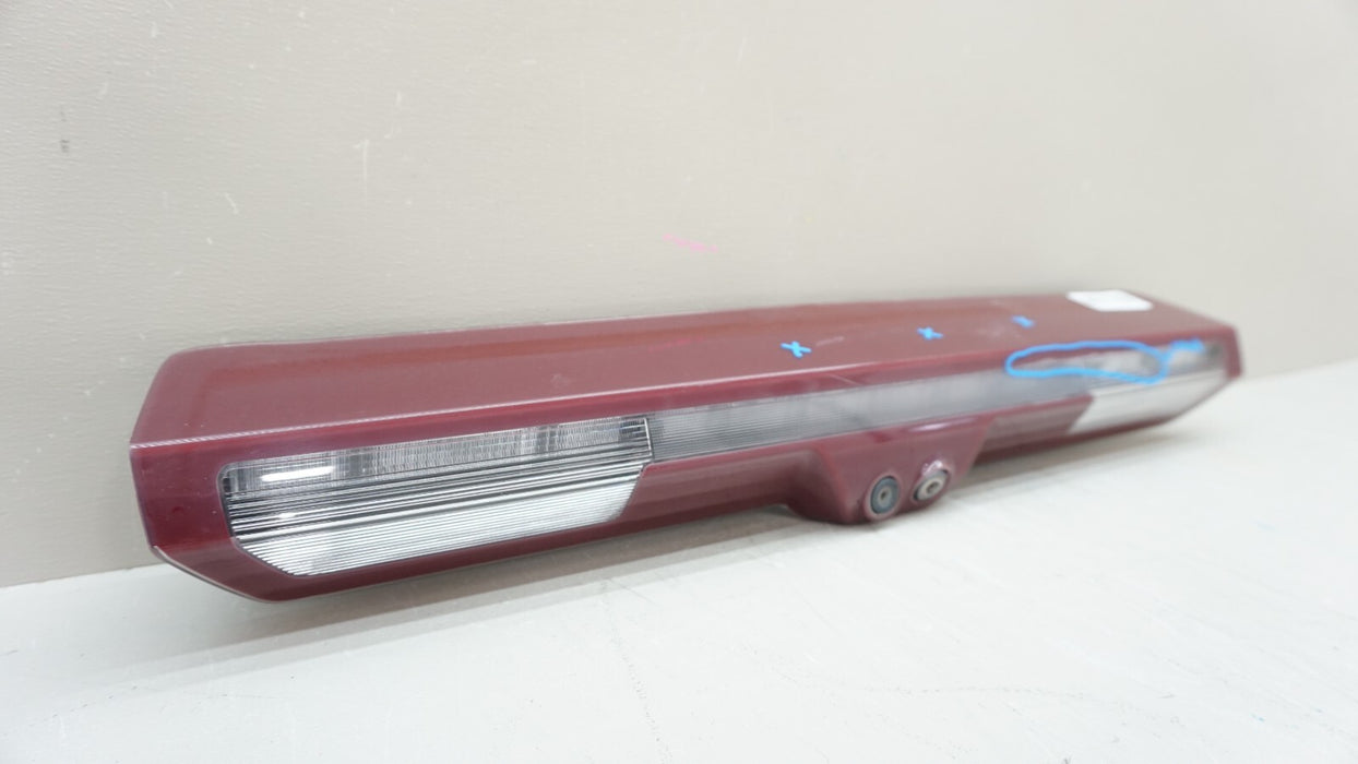 2019-2023 CHEVROLET SILVERADO GMC SIERRA HD HIGH MOUNT 3RD BRAKE LIGHT OEM