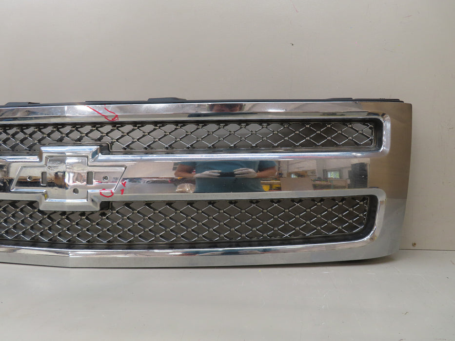 2007-2013 CHEVROLET SILVERADO 1500 FRONT RADIATOR GRILLE GRILL OEM