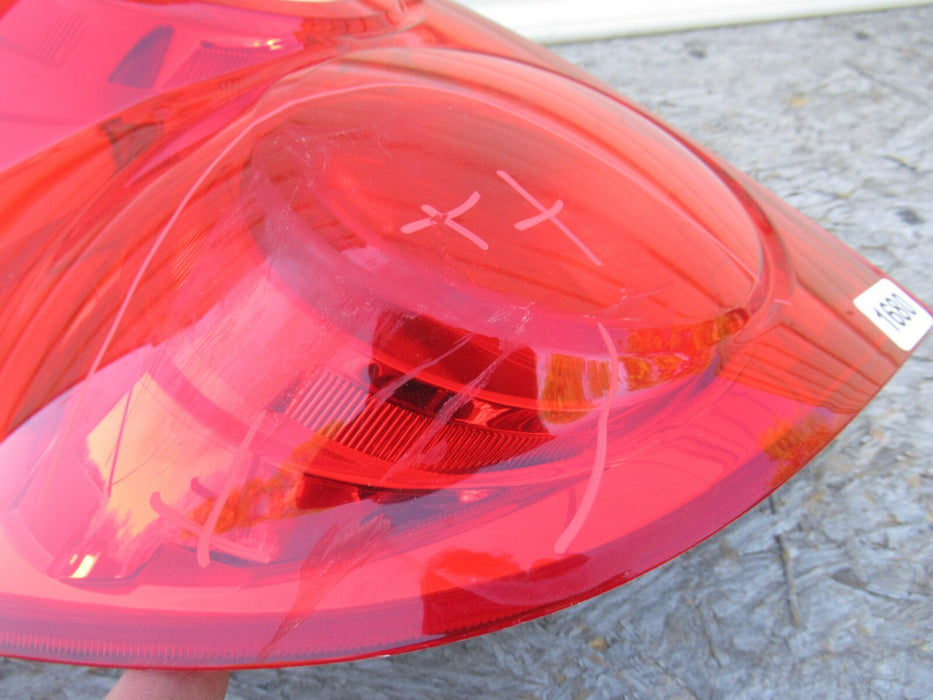 2010-2013 CHEVROLET EQUINOX REAR LEFT DRIVER SIDE TAIL LIGHT HALOGEN LAMP OEM