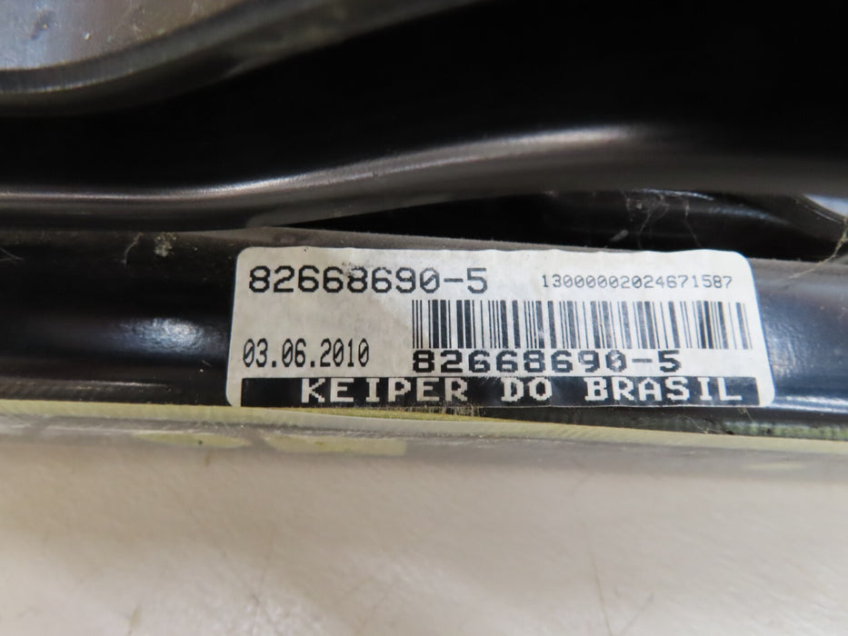2012-2014 MCLAREN MP4-12C FRONT RIGHT SIDE RECARO SEAT TRACK FRAME OEM 7306190