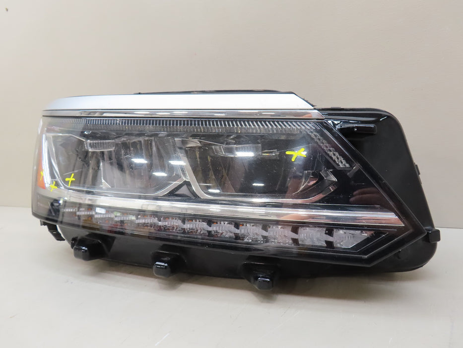 2020-2022 VOLKSWAGEN PASSAT FRONT RIGHT PASSENGER SIDE HEADLIGHT OEM