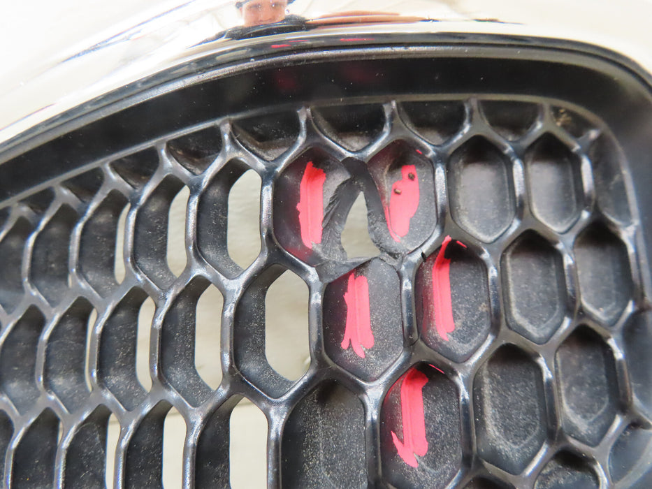 2014-2018 JEEP CHEROKEE FRONT RADIATOR GRILL GRILLE INSERT #1 OEM