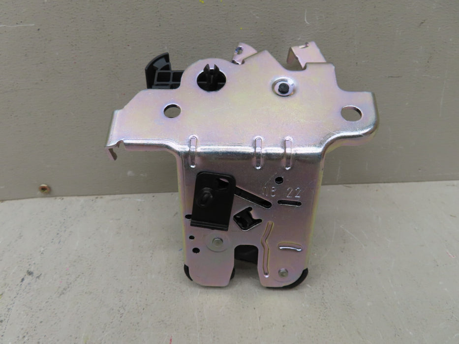 2017-2023 AUDI Q7 Q8 A4 A5 A8 E-TRON TAILGATE LOCK LATCH ACTUATOR OEM 4M0827506D
